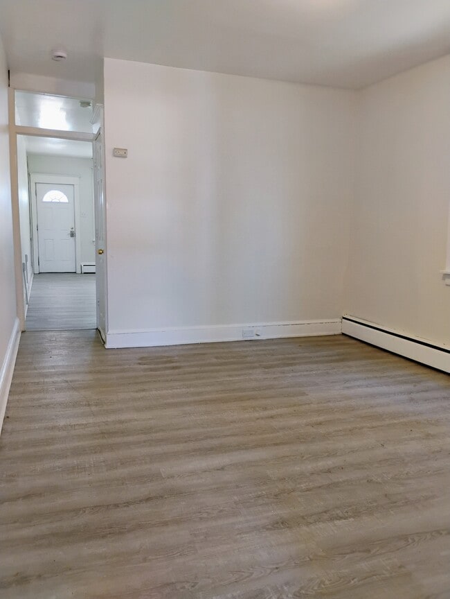 Foto del edificio - 130 Harvey Ave
