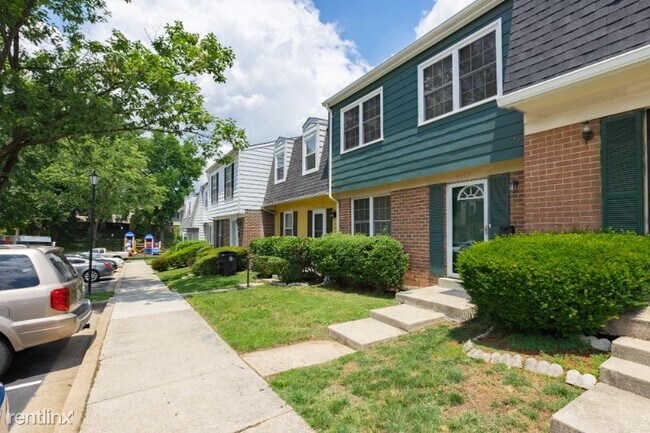 Building Photo - 4 br, 2.5 bath Townhome - 9053 Congress Place