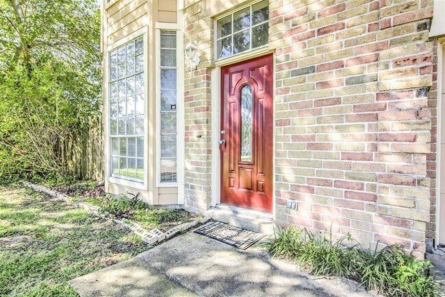 Building Photo - 4927 Old Brickhouse Dr