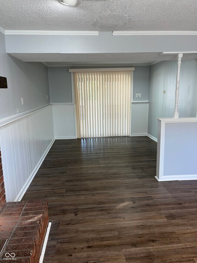 Foto del edificio - 9444 English Oak Dr