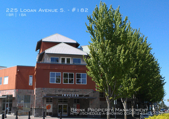 Primary Photo - 225 Logan Ave S