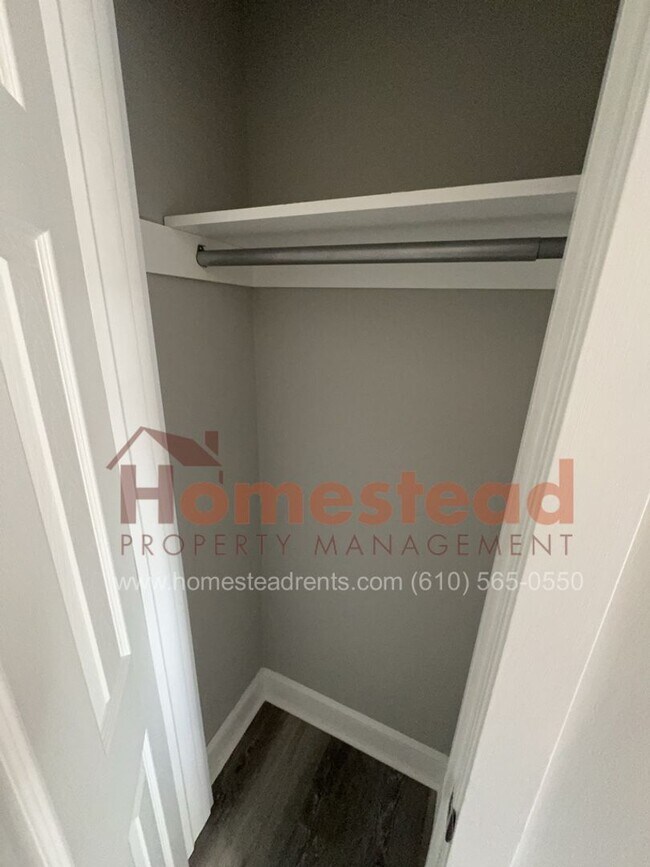 Building Photo - 3 Bedroom Home in Darby!