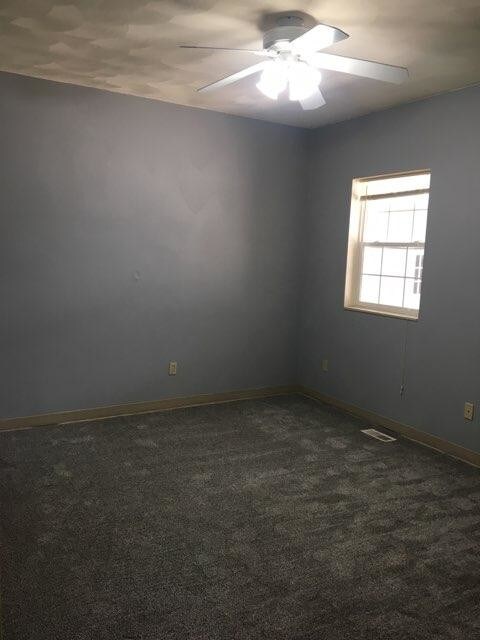 Foto del edificio - 623 Foxglove Ln