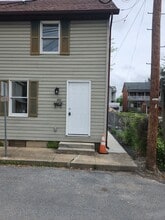 Building Photo - 383-385 Tolbert Ave