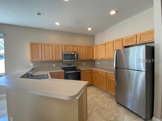 Building Photo - 4905 Alavista Dr