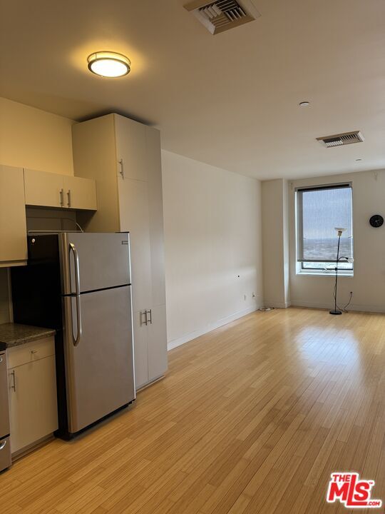 Building Photo - 3810 Wilshire Blvd