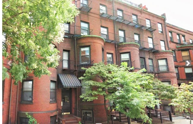 Building Photo - 503 Beacon St