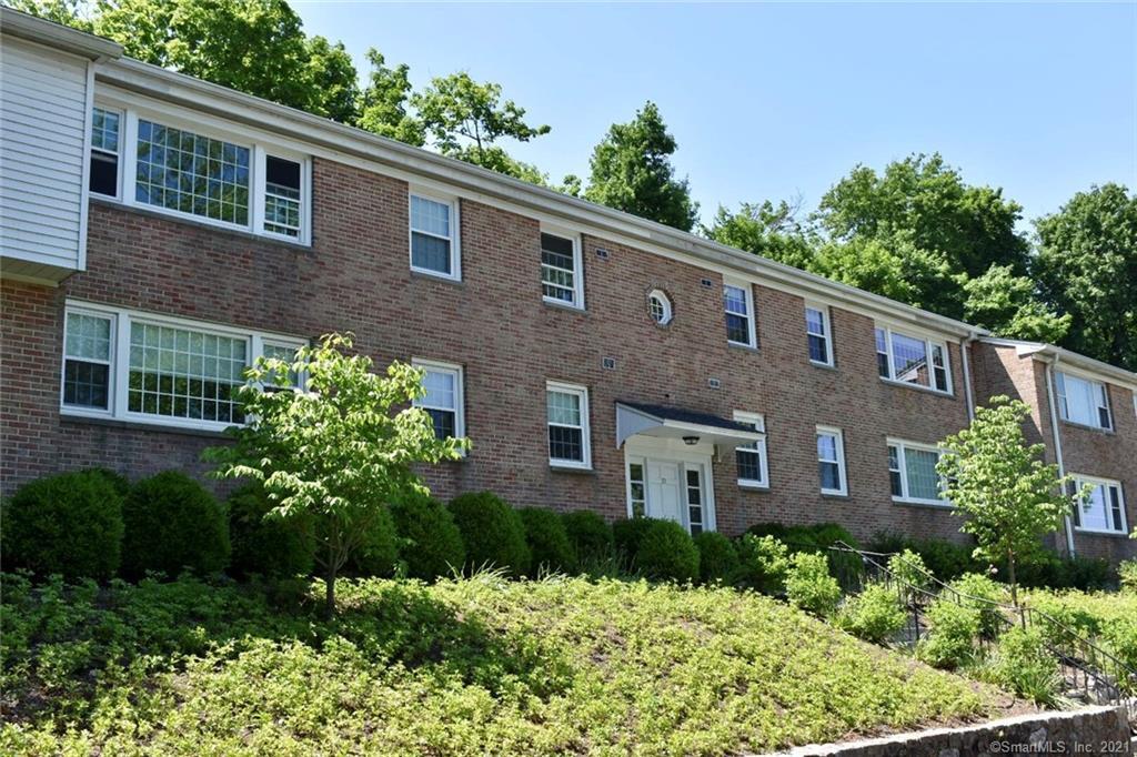 70 Heritage Hill Rd, New Canaan, CT 06840 Room for Rent in New Canaan, CT