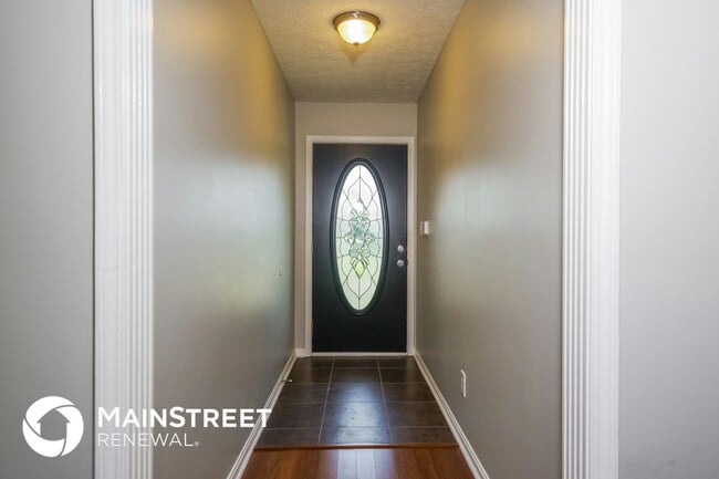 Foto del edificio - 5220 Plume Dr