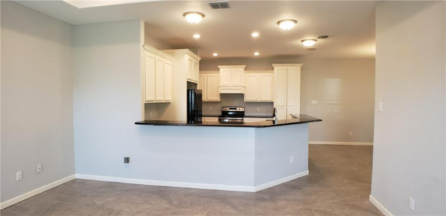 Building Photo - 6402 Williams Dr