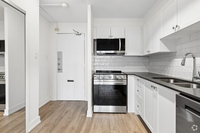 1 chambre, 1 salle de bain - 49 m² - Cuisine - 155 Wellesley Street East