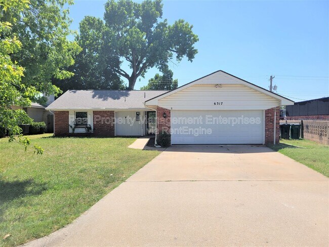 Foto del edificio - 6317 N Warren Ave