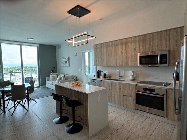 Building Photo - 3900 Biscayne Blvd