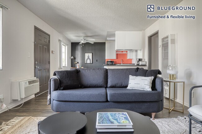 Foto del edificio - 4241 W Kling St