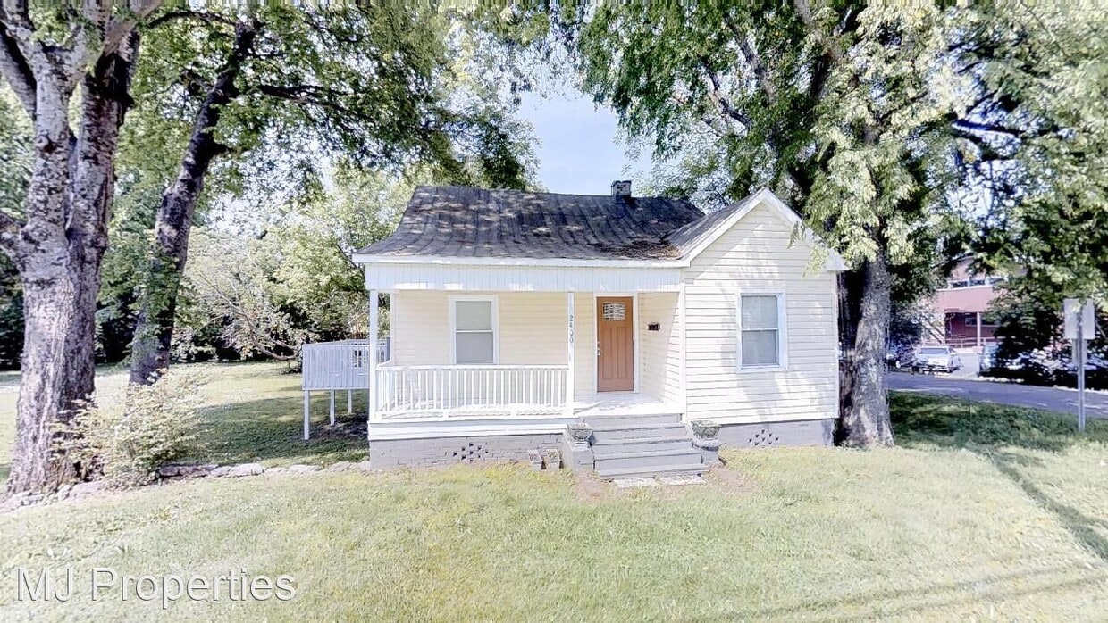 Primary Photo - 2 br, 1 bath House - 2400 Whitesburg Dr