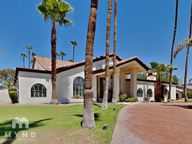 Building Photo - 8260 E Sutton Dr