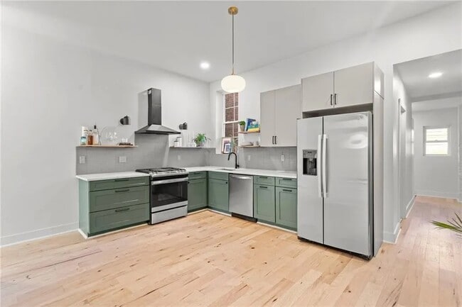 Building Photo - 2011 Forbes Ave