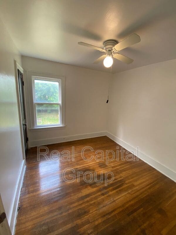 Foto del edificio - 511 Shirley Ave
