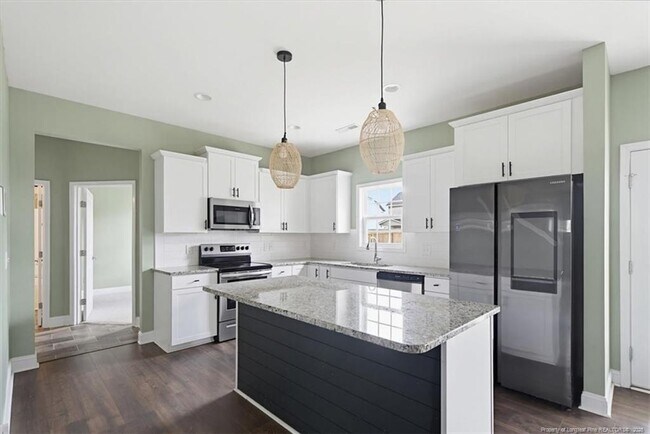 Foto del edificio - 1717 Stackhouse Dr
