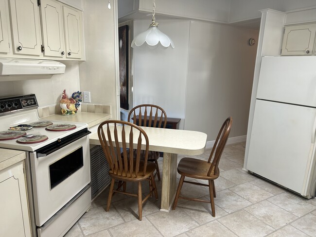 Foto del edificio - 500 Robin Ln