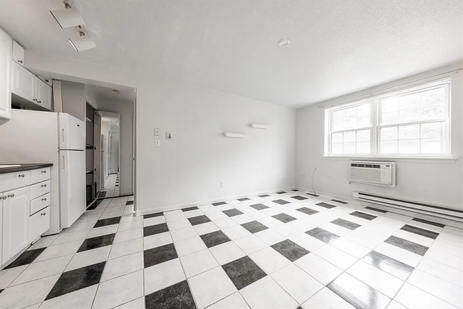 Foto del edificio - 10 Colonial Village Dr