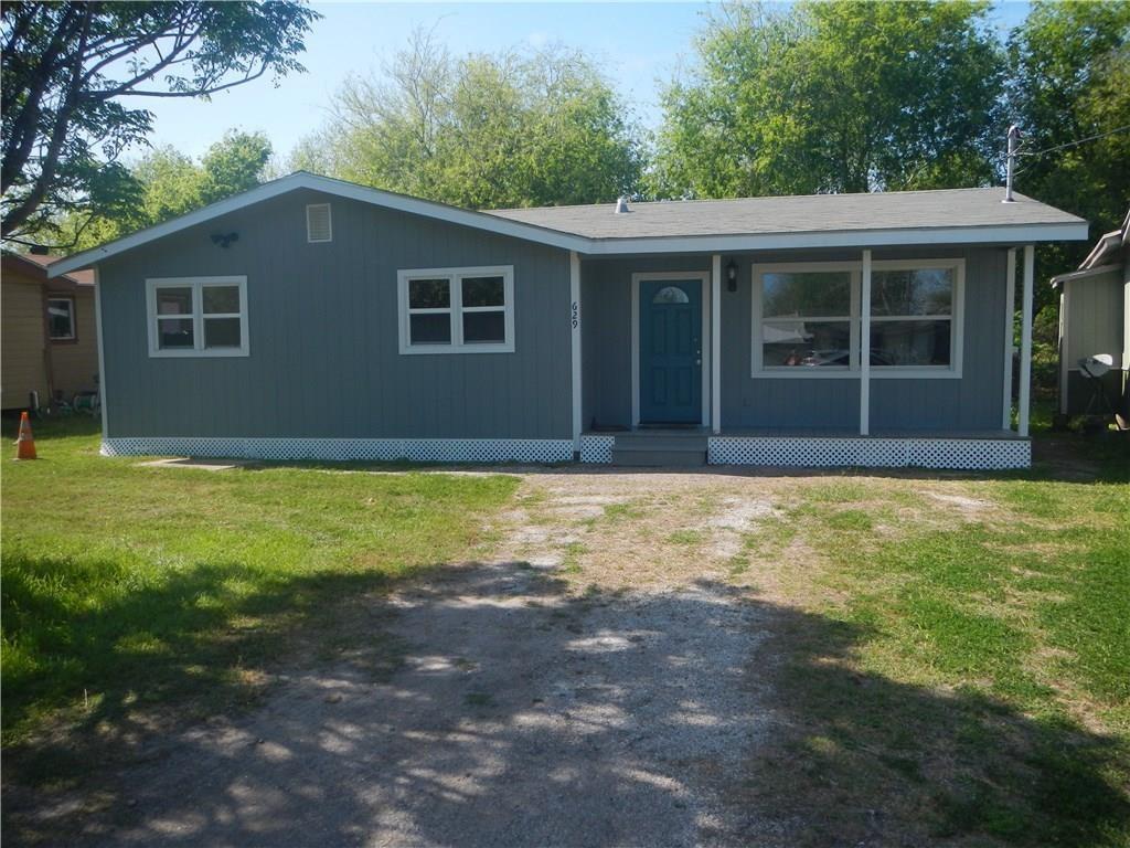 629 Lopez St, Taft, TX 78390 House for Rent in Taft, TX