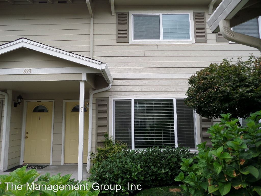 693 32nd St, Washougal, WA 98671 House Rental in Washougal, WA