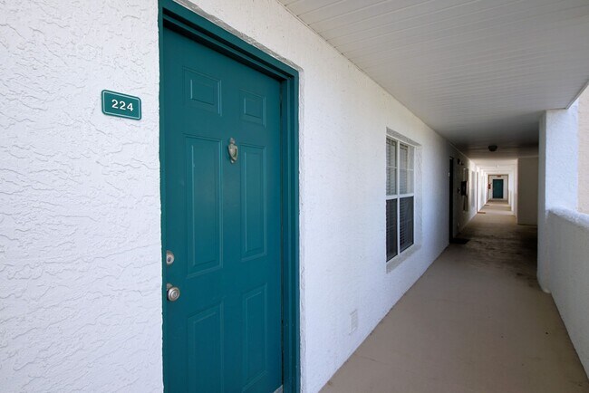 Foto del edificio - Florida Club at Bluewater Bay