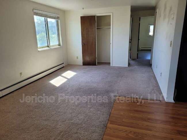 Foto del edificio - 633 Oak St