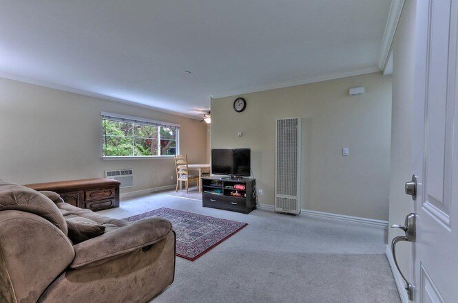 Primary Photo - 2600 Cortez Dr