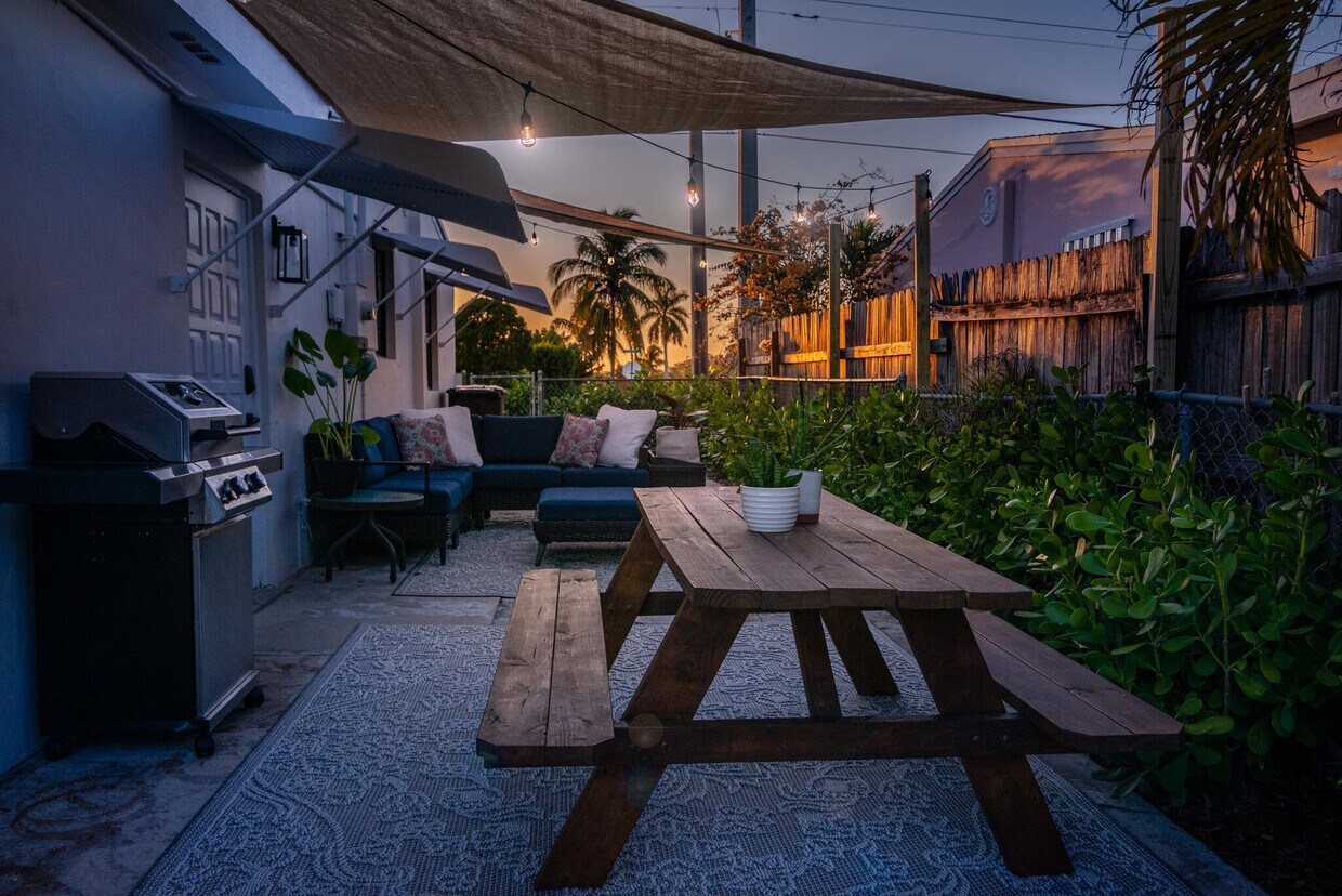 Foto principal - 4620 Parker Ave