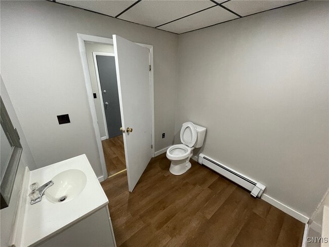 Foto del edificio - 83 E Main St