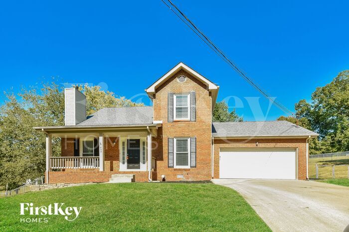 Foto principal - 609 W Creek Dr
