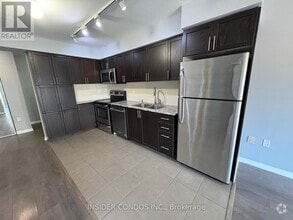 Building Photo - 800-800 Lawrence Ave W