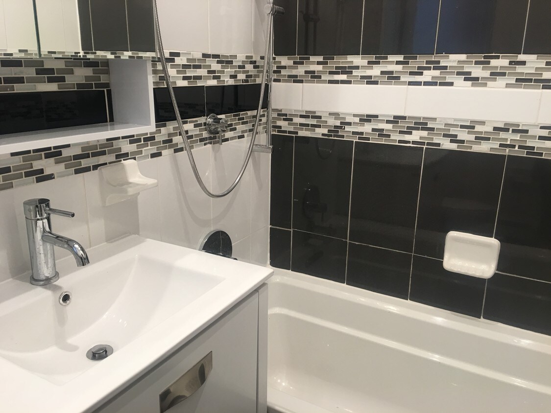 Foto principal - 302 W 112th St
