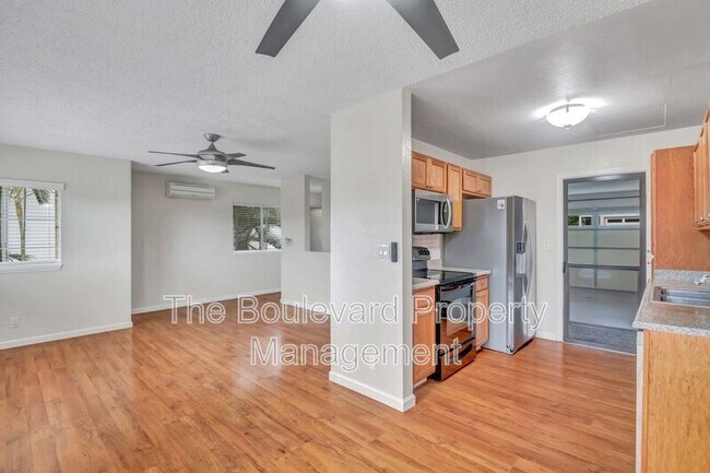 Building Photo - 157 Kahako St
