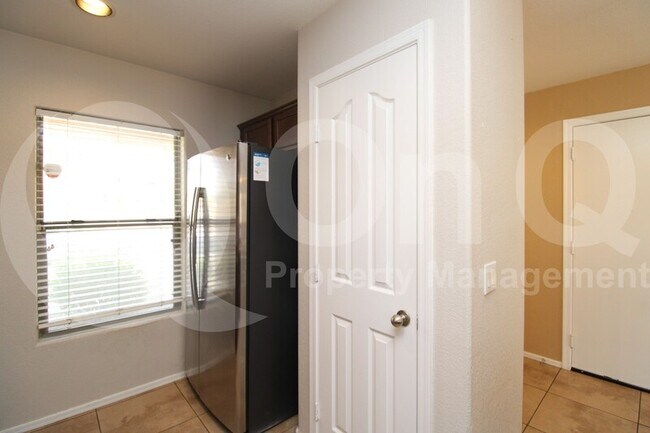 Foto del edificio - 7644 S 64th Ln