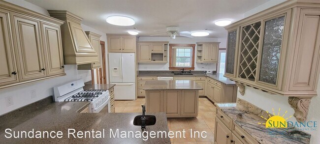 Foto del edificio - 3 br, 2.5 bath House - 204 Eve Circle