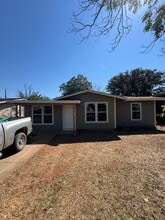 Building Photo - 2417 Fannin St