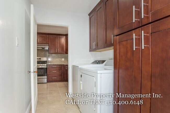 Foto del edificio - 3515 Military Ave