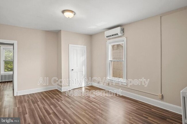 Foto del edificio - 305 9th St