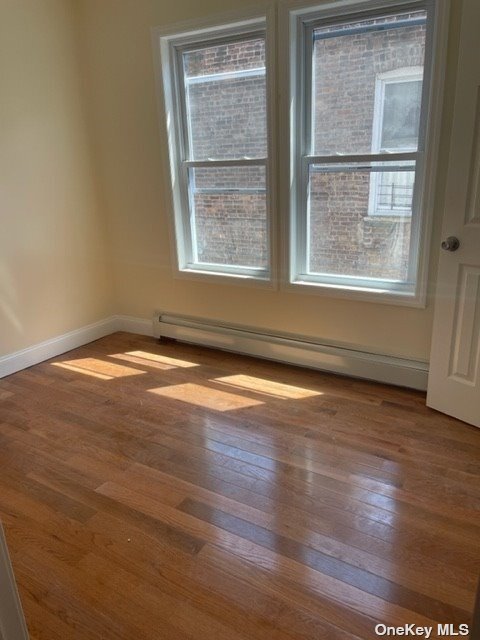 Foto del edificio - 497 E 94th St