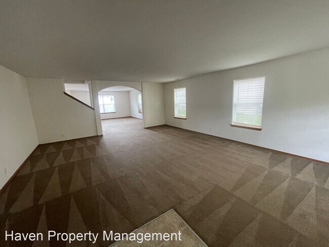Building Photo - 4 br, 2.5 bath House - 11422 178th Avenue ...