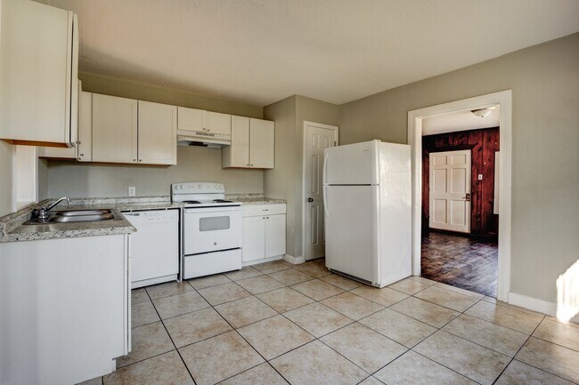 Foto del edificio - 1101 N 44th St