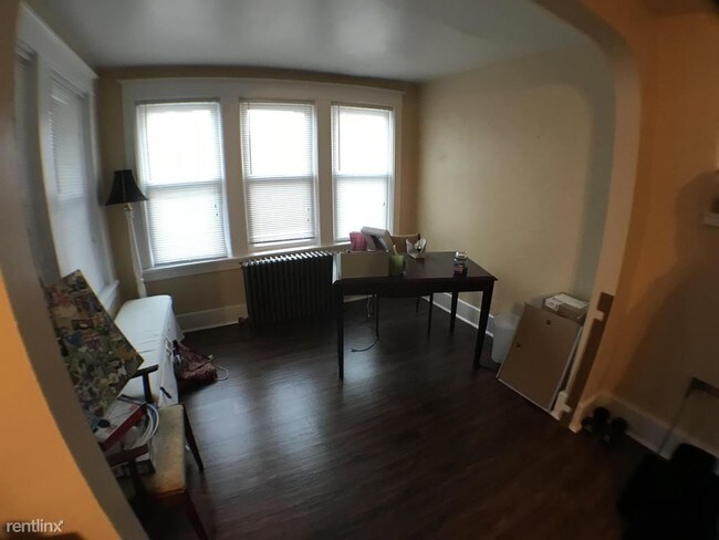 Foto del edificio - 909 Brookline Blvd