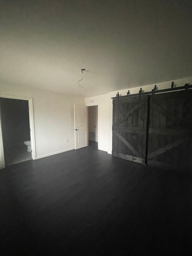 Foto del edificio - 1044 E Michelle St