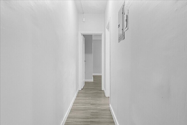 Foto del edificio - 118 N. Westmoreland-101