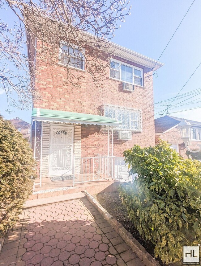 Foto del edificio - MICKLE AVENUE