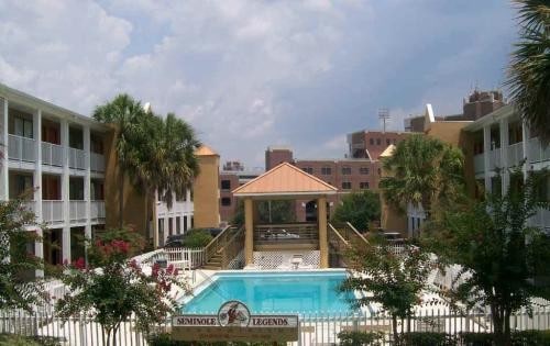 Entrance - 253 Hayden Rd (Tallahassee, FL)