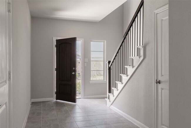Foto del edificio - 31138 Mahogany Fir Trl